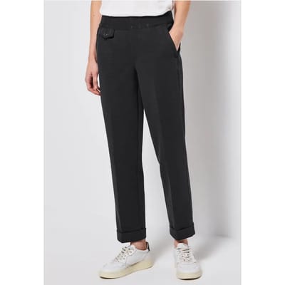 Geruite chino met band in de taille