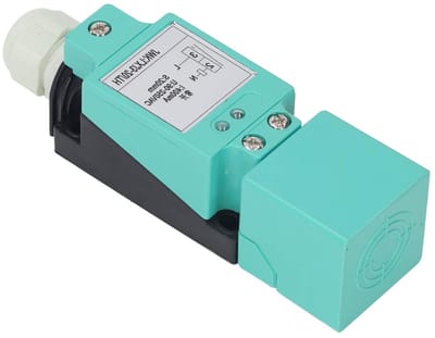 Inductieve nabijheidssensor met 250V, ideaal voor automatisering en detectie op korte afstand