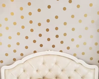Gouden Muurstickers - Gouden dots - Rondjes - Goudkleurig - 70 stickers - 6CM diameter - Kinderkamer sticker - Muurdecoratie - CHPN