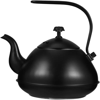 QTTVBTNA – 1 Stuk RVS Fluitketel - Waterkoker Fluitketel 1.5L - Theeketel Met Filter en Handgreep - Geschikt Voor Gasfornuis en Kookplaat Gebruik - Snel Water Koken Voor Thee Koffie en Dranken - Keuken Accessoire - Zwart