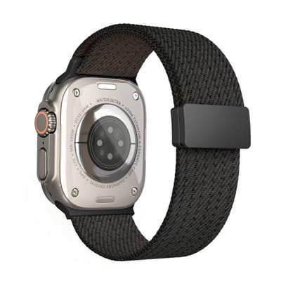 Nylon bandje - geschikt voor Apple Watch 1/2/3/4/5/6/7/8/9/10/11/ SE (1,2,3) met maat 38 mm / 40 mm / 41 mm en 42 mm (Watch 10/11) - magneetsluiting - zwart