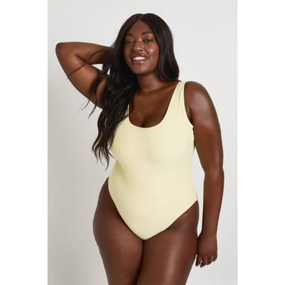 boohoo Dames Plus Essentials Badpak Met Ronde Halslijn | Citroen | Maat: 44