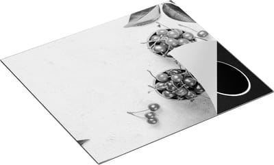 Chefcare Inductie Beschermer Rode Kersen op Wit Beton - Zwart Wit - 60x50 cm - Afdekplaat Inductie - Kookplaat Beschermer - Inductie Mat