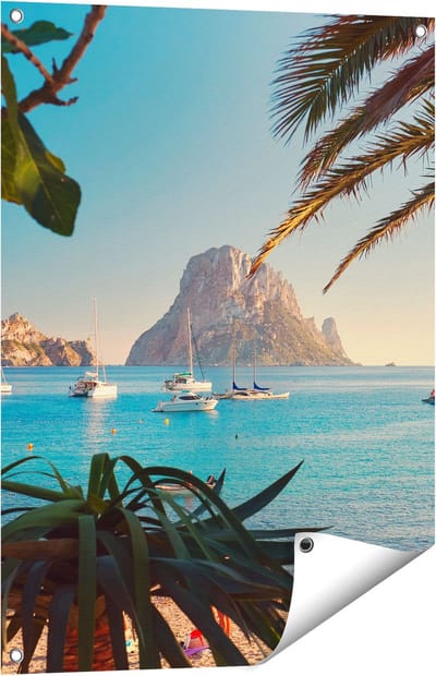 Gards Tuinposter Ibiza Cala d'Hort Strand - 60x80 cm - Tuindoek - Tuindecoratie - Wanddecoratie buiten - Tuinschilderij