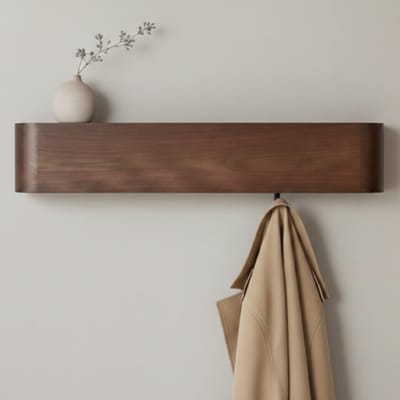 Design Wand Kapstok met Plank – Bergen Walnut – Massief Grenenhout – 5 Haken – L53 x D7,5 x H10 cm