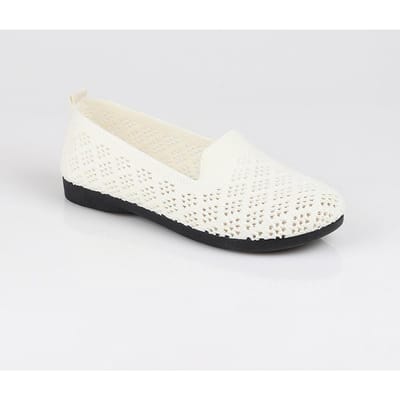 Nieuwe effen kleur ronde neus platte zool platte hak zachte zool enkele schoen casual ademende dames holle gebreide schoenen 36 white