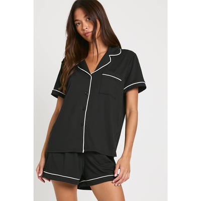 boohoo Dames Pyjamaset met jersey-pijpdetail kortmouwshirt & shorts | Zwart | Maat: 34