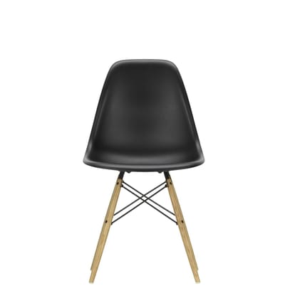Vitra - DSW Eames Plastic Sidechair - diepzwart RE - honingkleurig essenhout