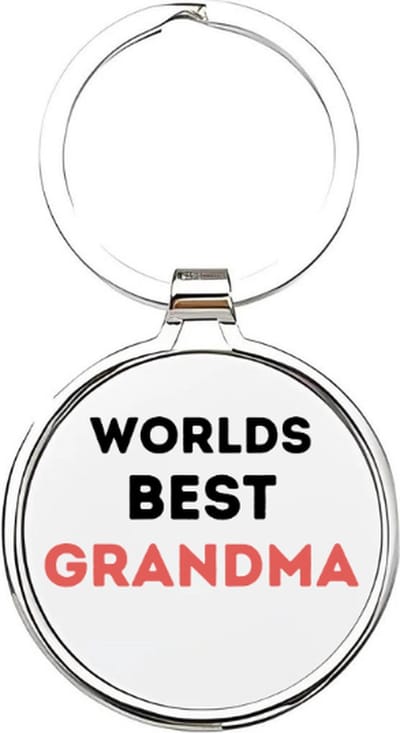 Akyol - worlds best grandma Sleutelhanger - Oma - de liefste oma - oma sleutelhanger - grootmoeder sleutelhanger - sleutelhanger voor oma - familie sleutelhanger - verjaardagscadeautje - cadeau voor oma - grandmother - bebbe - 4 x 7,5 CM