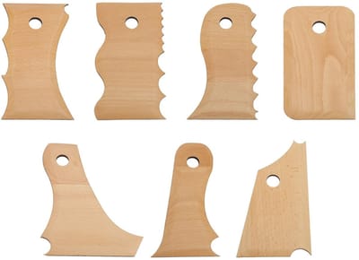 Dailygoods- Aardewerk Gereedschap Set - 7 Stuks Aardewerk Voetvormer - Beukenhout - Keramiek - Diverse Vormen - Uniek Ontwerp