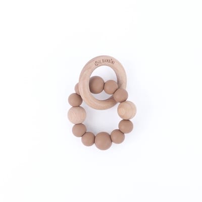 Il Bambini - Houten ringrammelaar - houten bijtring met siliconen kralen - kraamcadeau - bruin