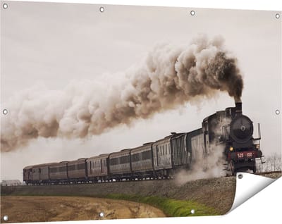 Gards Tuinposter Locomotief Trein met Rook Wolken - 120x80 cm - Tuindoek - Tuindecoratie - Wanddecoratie buiten - Tuinschilderij
