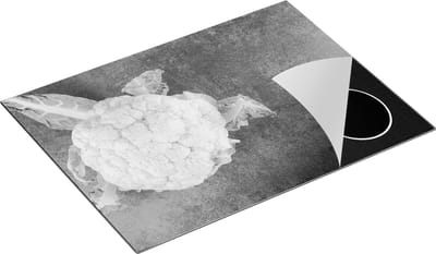 Chefcare Inductie Beschermer Bloemkool op Grijze Marmer - Zwart Wit - 70x50 cm - Afdekplaat Inductie - Kookplaat Beschermer - Inductie Mat