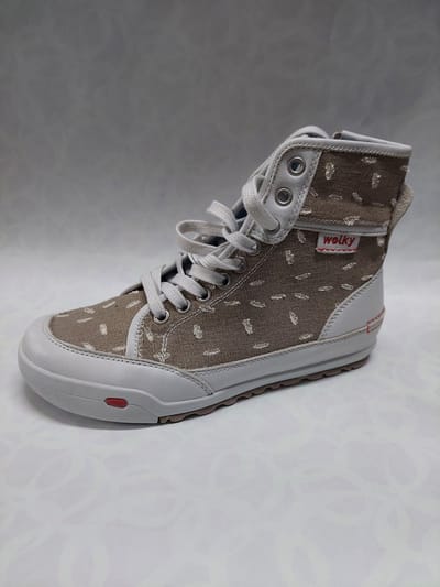 WOLKY 0250/ Dynamic / veterboots / beige / maat 37