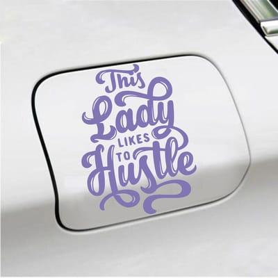 Bumpersticker - This Lady Likes To Hustle - 13,8 X 10,3 - Paars