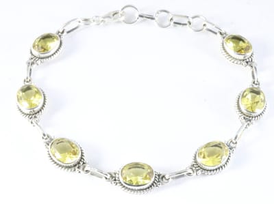 Bewerkte zilveren armband met citrien