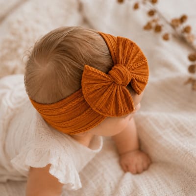 Haar in Stijl® Haarband Heidi Honing -Baby strik voor meisjes en peuters