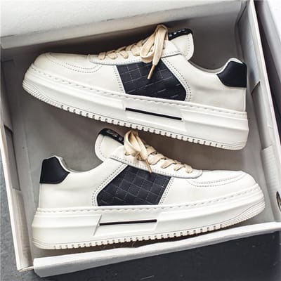 Nieuwe Herfst- en Winter Tiener Casual Witte Schoenen met Dikke Zool Trendy Merk High End Veelzijdige Sportschoenen 44