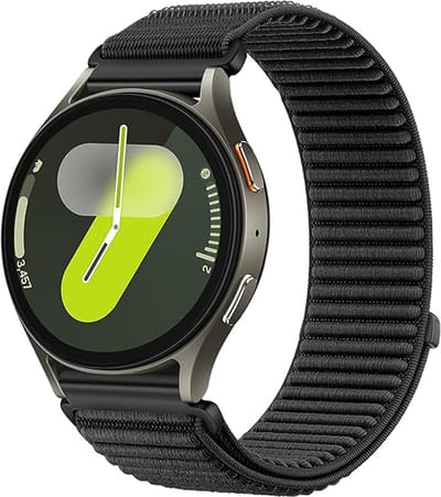 Stravo Nylon Bandje met Klittenband 20mm – Geschikt voor Samsung Galaxy Watch 7 / 6 / 5 / 4 (Classic) - Smartwatch horlogeband met geweven structuur voor Garmin Vivoactive 5 3 - Forerunner 245 - Venu SQ 2 - Vivomove - Huawei - Zwart