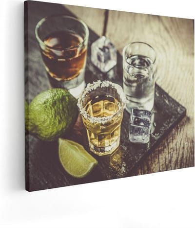 Artaza Canvas Schilderij Tequila Shots - 50x40 cm - Muurdecoratie Keuken - Wanddecoratie Bar - Kamer Accessoires