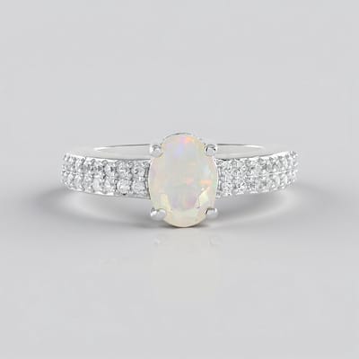 Cavill - Zilveren ring - 925 Sterling Zilver Geplatineerd - Welo Opaal 0,64 ct Ovaal - 32 Cambodja Zirkonia 0,38 ct - Elegante Damesring 19 21