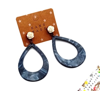 Jeannette-Creatief® - Resin - Resin Oorbellen Denim Bleu Copper Rose Offwhite - Oorbellen - Oorbellen Denim - Oorbellen met RVS Oorstekers - Oorbellen Koperkleur - Oorbellen met Roosjes - Statement Oorbellen - Jeans - Denim - Valentijn