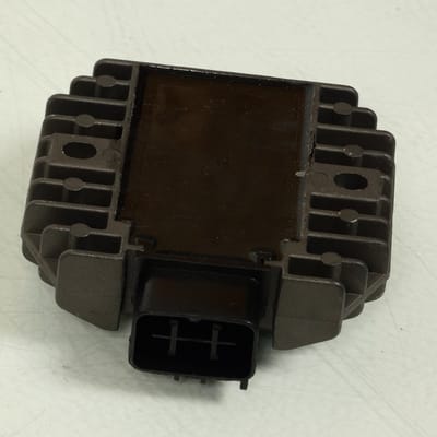 P2R-spanningsregelaar/gelijkrichter voor Yamaha 125 XVS Dragstar 2000-2004, nieuw