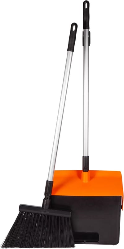 ChiaMo.nl Hotelveegset – OrangeBrush – Stofblik + Smalle Bezem + 2 Stelen + Clip – 67% Gerecycled