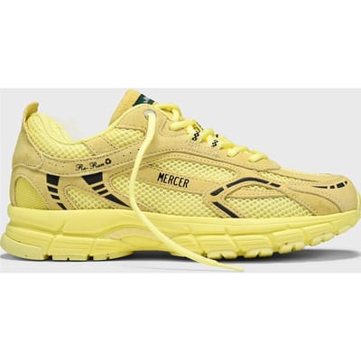 Mercer Amsterdam The Re-run Monochrome Yellow Maat: 41 | Sneakers Outlet | Unisex | Geel