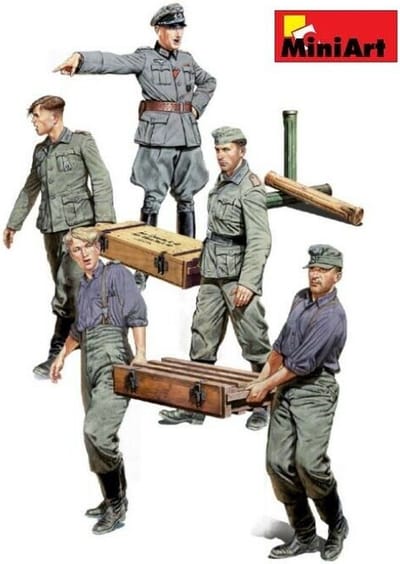 MiniArt Modelbouwpakket Militaire voertuigen - 35384 German Soldiers Carrying Ammo Boxes Plastic - 1:35 - Modelbouw