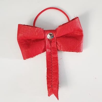 Toetie & Zo Handgemaakte Leren Haarelastiek Strik Rood, haaraccessoire