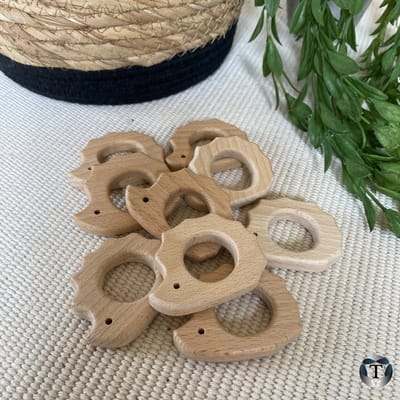 Houten Bijtring | Egel | Hout | Dieren | Hobby | DIY | Ringen | Kralen | Baby Shower | Kinderkamer | Fopspeen | Baby Mobiel | Cadeau idee | Doe het zelf | Baby | 100%  Onbewerkt | TheOldOmen |