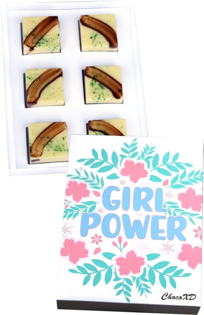 Vrouwendag Chocolade cadeau - Secretaressedag cadeau - Women's day Handmade Chocolate Gift - Brievenbuspakket - Fairtrade Chocolate - Nature Friendly Gift Box - Handgemaakte cadeau - Melk en Wit