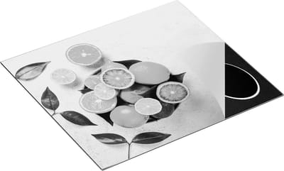 Chefcare Inductie Beschermer Citrusvruchten op Witte Marmer - Fruit - Zwart Wit - 60x50 cm - Afdekplaat Inductie - Kookplaat Beschermer - Inductie Mat