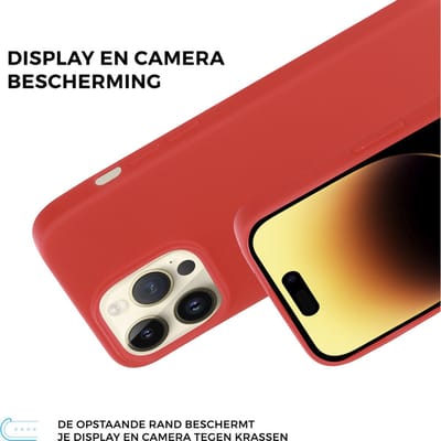 Mobiparts Silicone Cover hoesje geschikt voor Apple iPhone 14 Pro Max met 2 Screenprotectors van Gehard Glas - Rood