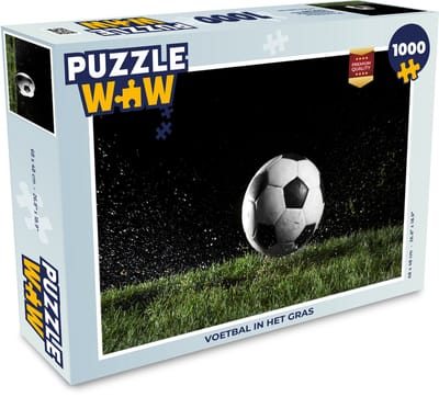 Puzzel Voetbal in het gras - Legpuzzel - Puzzel 1000 stukjes volwassenen