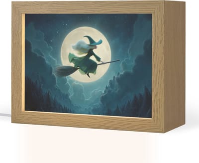 Nachtlampje 20x15 cm - Kinder lampje - Heks - Maan - Bos - Magisch - Tafellamp kinderkamer - Slaapkamer lamp - Bedlamp kinderen - Kinderlampje stopcontact - Wandlamp babykamer - Nachtlampjes