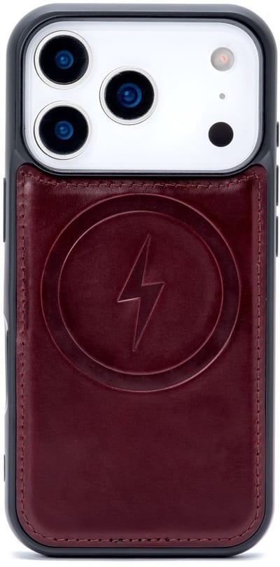 Casemania Echt Leren Hoesje Geschikt voor Apple iPhone 17 Pro Max - Burgundy Red - Geschikt voor MagSafe - Leer Back Cover