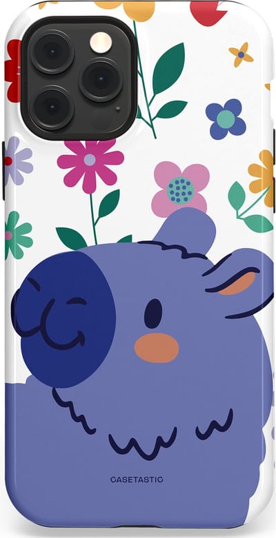 Casetastic Hoesje Geschikt voor Apple iPhone 12/12 Pro Magsafe - Stijlvolle Beschermende Duo-layer Case - Capibara Bloempje Blauw