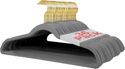 Famanu – Fluwelen kleerhangers met gouden haak, set van 36, stevig en ruimtebesparend