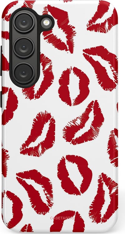 Casetastic Hoesje Geschikt voor Samsung S23 - Stijlvolle Beschermende Duo-layer Case - Liefdeskusjes Rood Zoenen