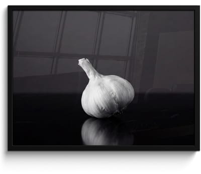Poster in lijst - Fotolijst 80x60 cm - Posters - Knoflook - Zwart - Wit - Posterlijst zwart - Decoratie - Wanddecoratie woonkamer - Muurdecoratie slaapkamer