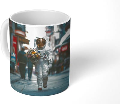 Mok - Koffiemok - Boeket - Bloemen - Kleurrijk - Astronaut - Mokken - 350 ML - Beker - Koffiemokken - Theemok