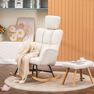 Comfortabele Schommelstoel met Kruk - Relaxstoel van Zachte Teddypluche voor Woonkamer en Tuin