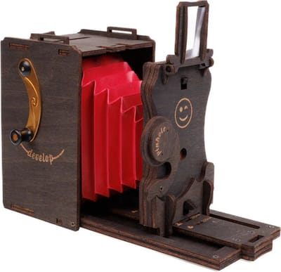 JollyLook Pinhole SQUARE Instant Film Camera, HOUT, donker bruin (gemonteerd)