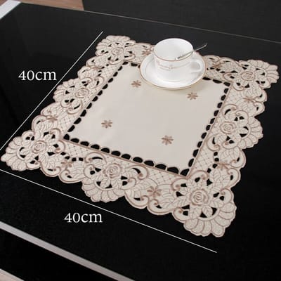 Dailygoods- Tafelkleed Wit - Satijnen Stof - Vierkant 40x40 cm - Bruiloft - Vlekbestendig - Herbruikbaar - Franse Landelijke Stijl - Tafelrunner