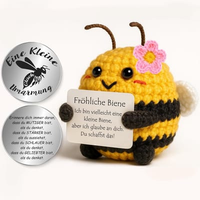 Pocket Hug Bij - Breiwol Pop - Geluksbrenger - Handgemaakt - 7x5x5 cm - Geel
