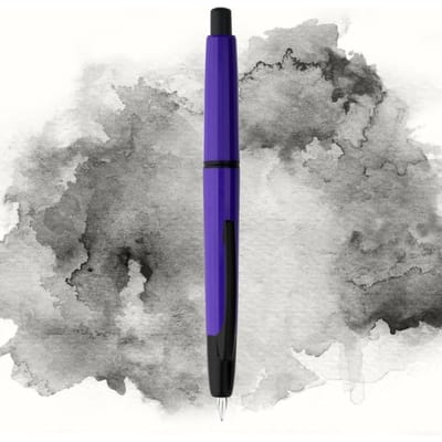 Stylo télescopique de type presse A2 avec une version de moulage par injection pointue pour la pratique de l'écriture des étudiants Stylo de posture verticale violet