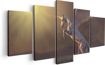 Artaza Canvas Schilderij Vijfluik Eenhoorn met Vleugels in het Gras - 100x50 - Foto Op Canvas - Canvas Print