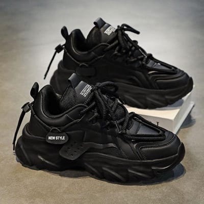 Herenschoen Ademende Casual Sneakers Outdoor Hardlopen Vier Seizoenen Dikke Zool Nieuwe Tennis Heren Zachte Zolen Comfort Heren Sneakers 45 zwart